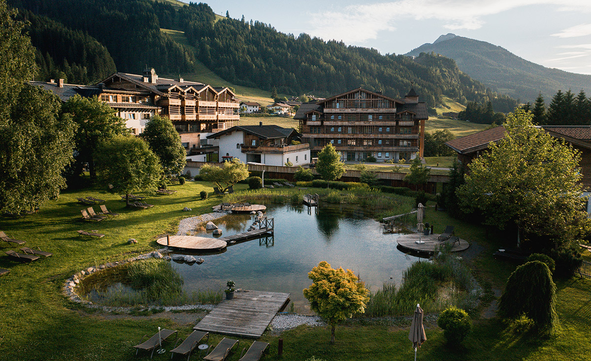 hotel alpenrose header winter